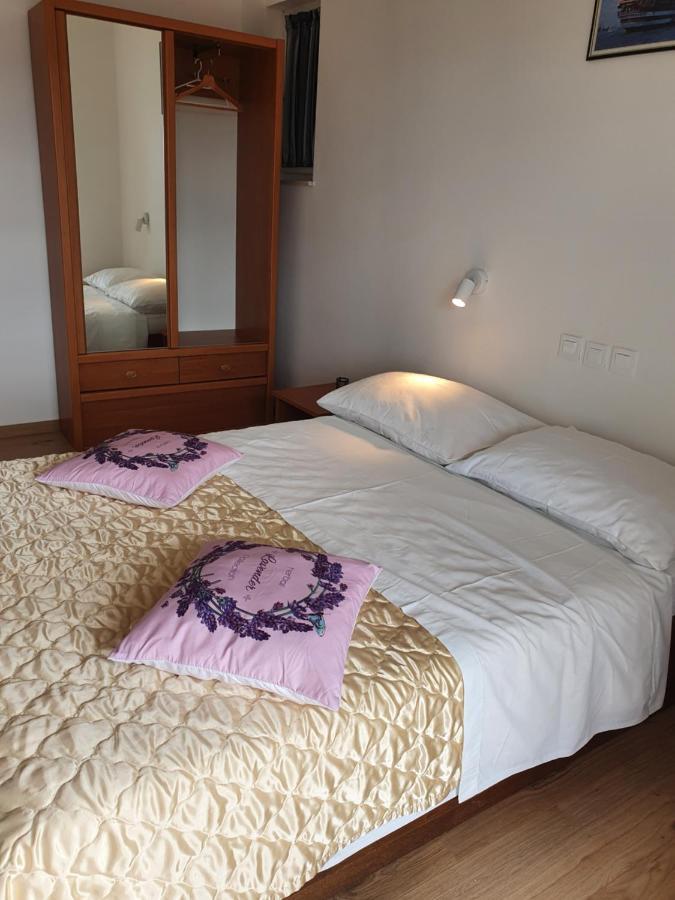 Apartmani Babic Dugi Rat Extérieur photo